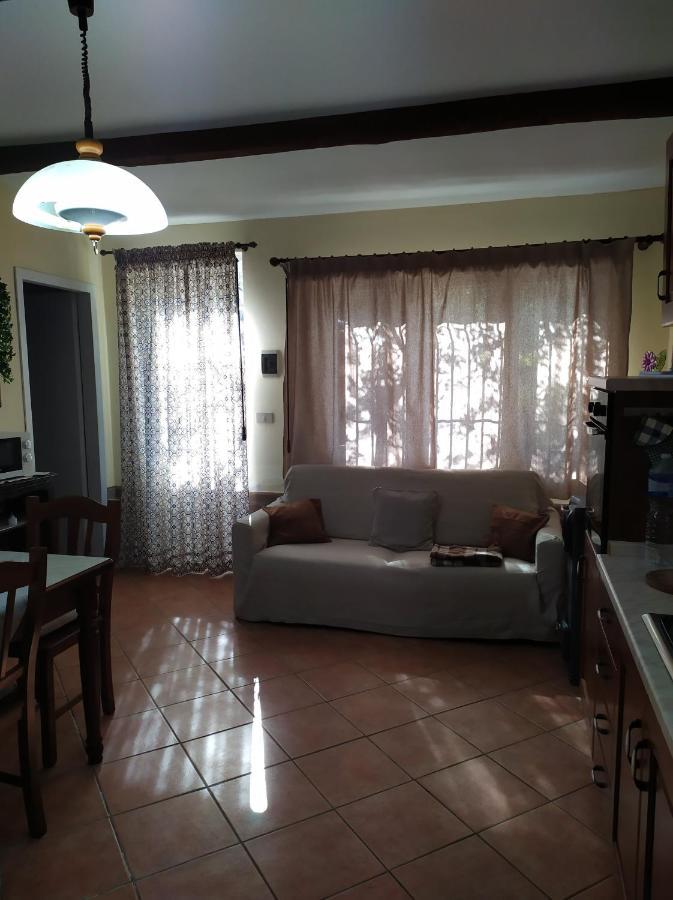 Il Vigneto "Cottage" Gaggi Luaran gambar